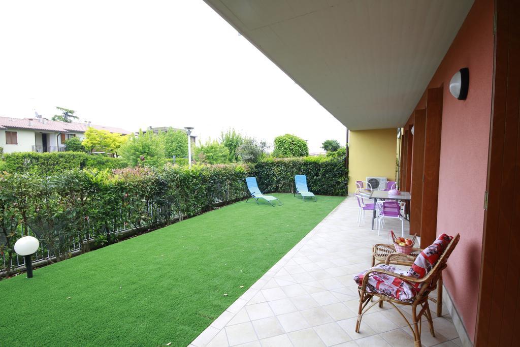 Luminoso Trilocale Con Piscina E Giardino Privato Apartment Desenzano del Garda Exterior photo